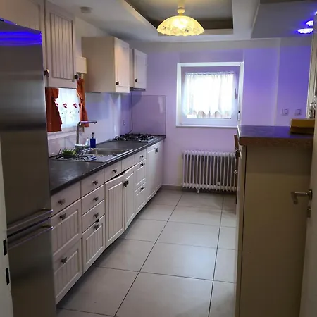 Holiday home Eifels Herzhaus Kall